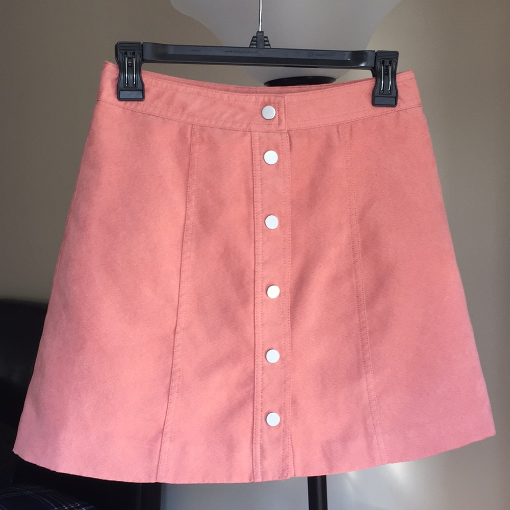 3/$35 H&M DIVIDED faux suede skirt